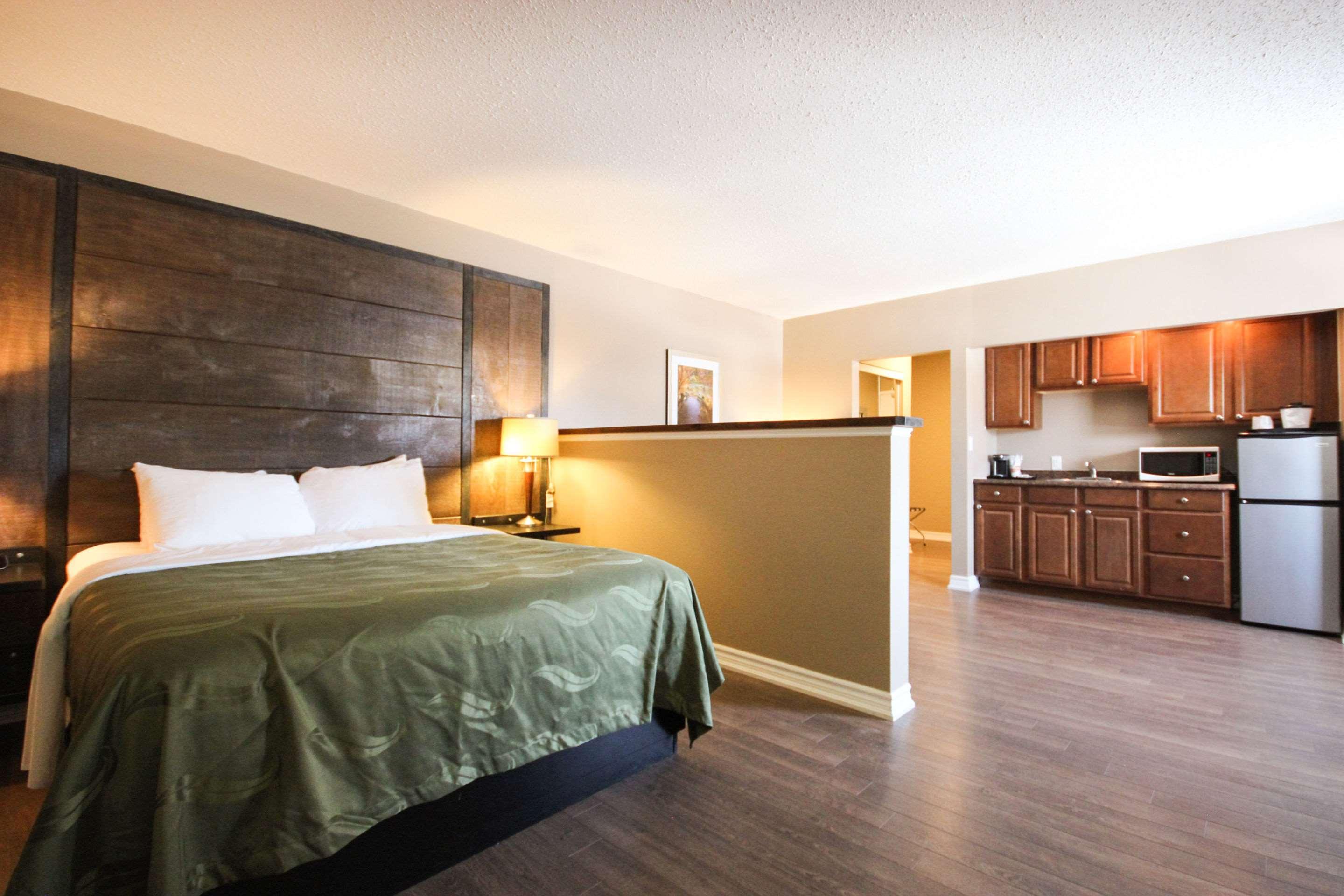 Quality Inn Bracebridge Exterior foto