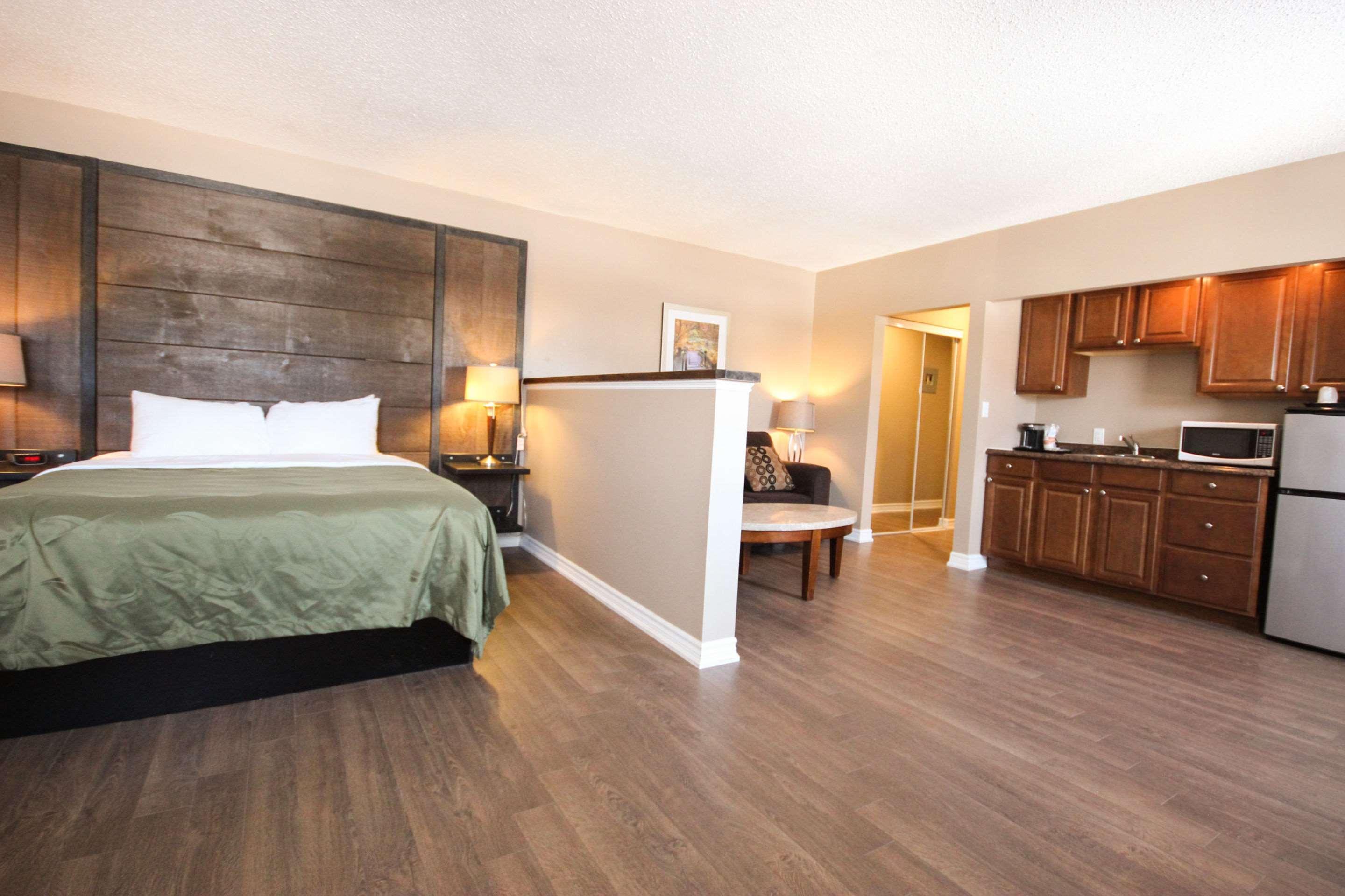 Quality Inn Bracebridge Exterior foto